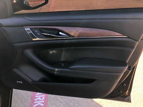 Used 2018 Cadillac CTS Luxury image 17