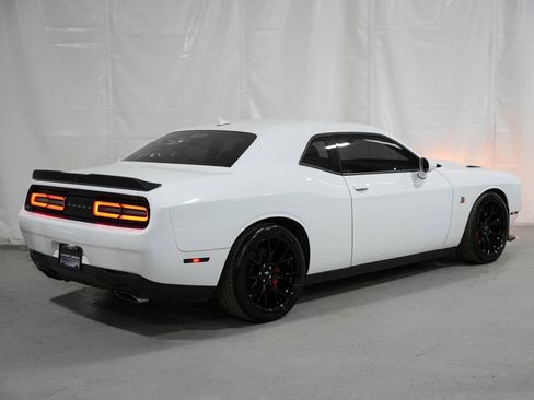 Used 2019 Dodge Challenger R/T Scat Pack w/ Dynamics Package RWD image 6