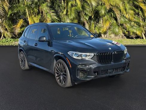 Used 2022 BMW X5 xDrive40i w/ M Sport Package AWD/4WD image 2