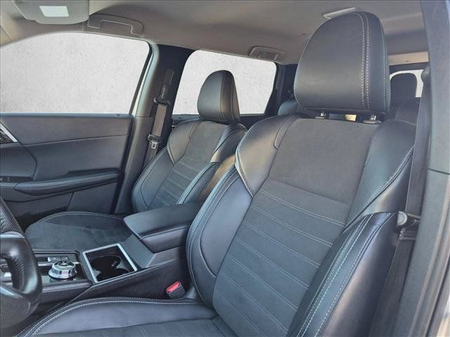 Used 2024 Mitsubishi Outlander SE FWD image 14