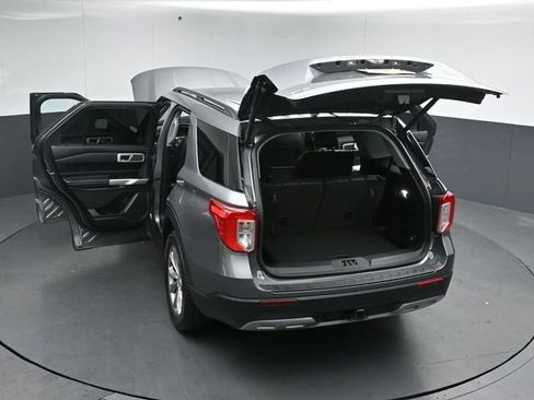 Certified 2023 Ford Explorer XLT w/ Equipment Group 202A AWD/4WD image 60