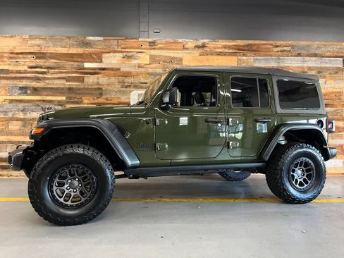 Used 2022 Jeep Wrangler Unlimited Sport AWD/4WD image 16