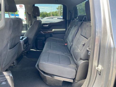Used 2020 Chevrolet Silverado 1500 RST AWD/4WD image 8