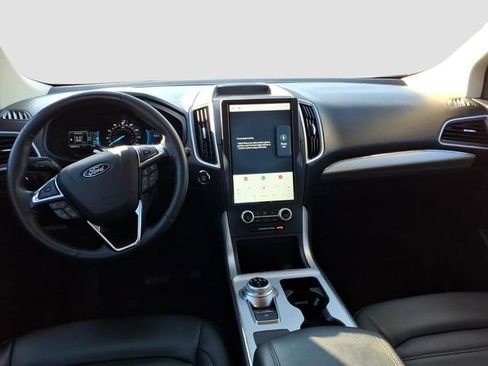 Used 2022 Ford Edge SEL w/ Convenience Package image 13
