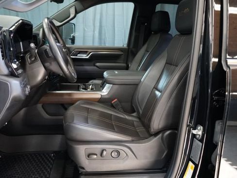 Used 2024 Chevrolet Silverado 3500 High Country w/ High Country Premium Package AWD/4WD image 13