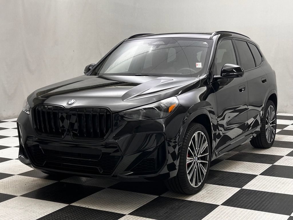 Used 2025 BMW X1 xDrive28i w/ Premium Package AWD/4WD image 4
