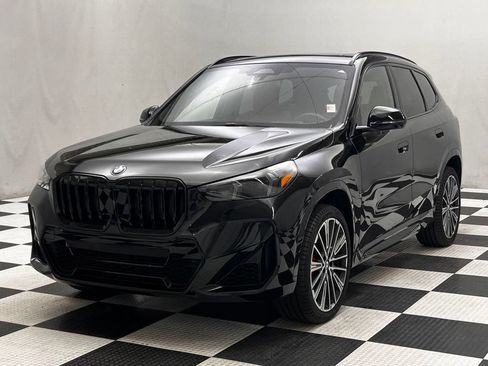 Used 2025 BMW X1 xDrive28i w/ Premium Package AWD/4WD image 4