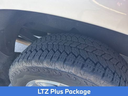 Used 2021 Chevrolet Silverado 1500 LTZ image 6