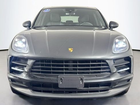 Used 2021 Porsche Macan image 2