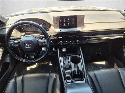Used 2023 Honda Accord Sport image 15