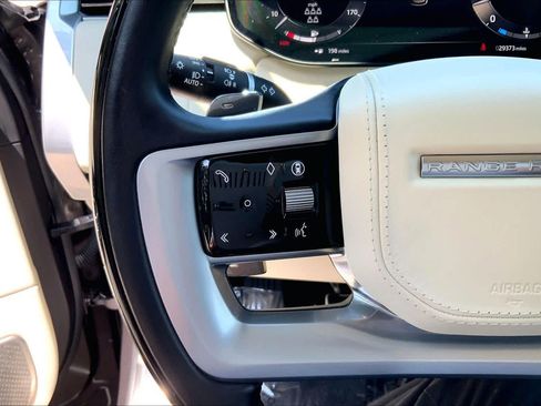 Used 2024 Land Rover Range Rover Long Wheelbase Autobiography AWD/4WD image 23