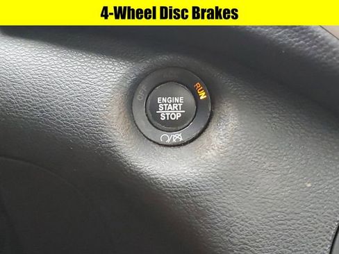 Used 2017 Jeep Cherokee Limited w/ Trailer Tow Group image 27