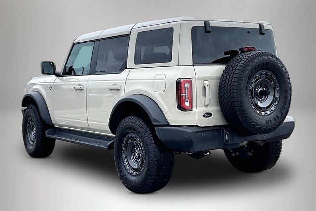 Used 2025 Ford Bronco Outer Banks w/ Sasquatch Package AWD/4WD image 4