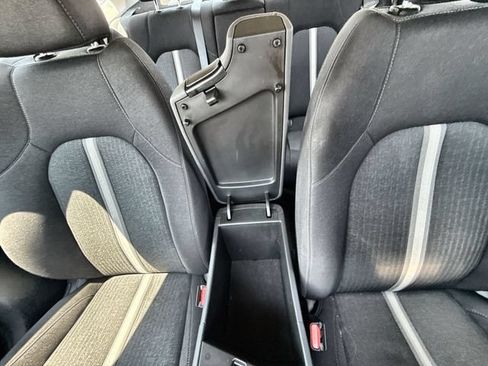 Used 2025 Hyundai Sonata SEL FWD image 20