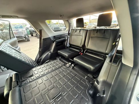 Used 2024 Toyota 4Runner SR5 Premium w/ Moonroof Package AWD/4WD image 26