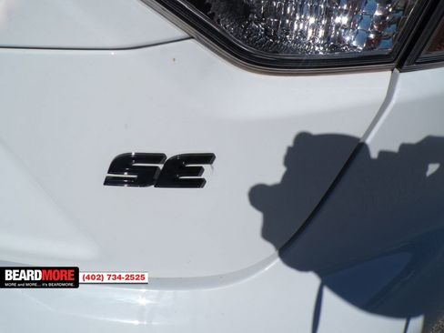 Used 2021 Toyota Corolla SE w/ Carpet Mat Package (TMS) image 13