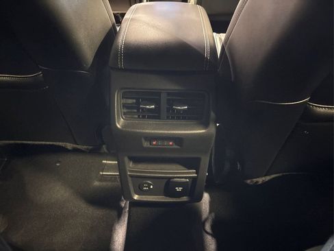 Used 2021 Ford Edge ST w/ Equipment Group 401A image 29