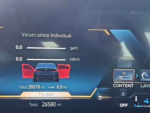 Used 2023 BMW 330e w/ Driving Assistance Package image 18