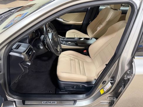 Used 2020 Lexus IS 300 F Sport image 25