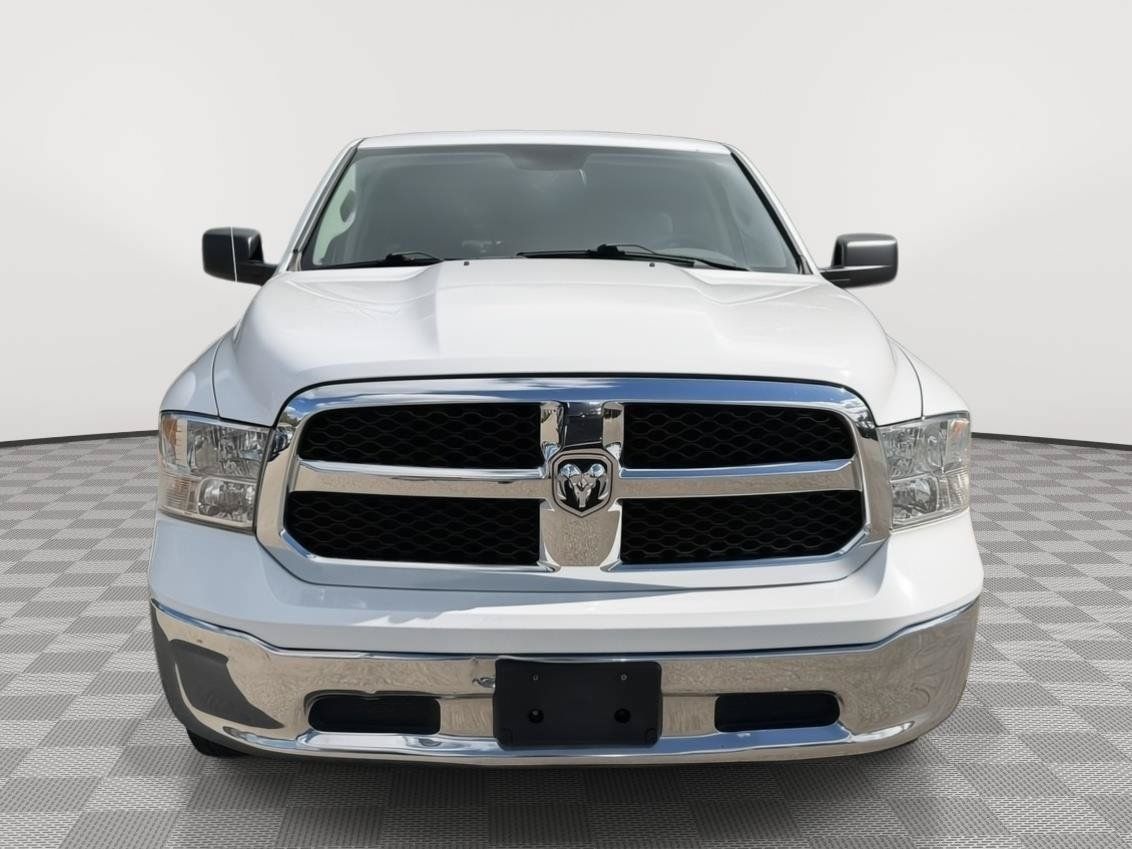 Used 2016 RAM 1500 Classic SLT AWD/4WD image 2