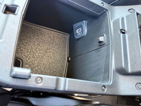 New 2026 Jeep Wrangler Unlimited Rubicon image 32