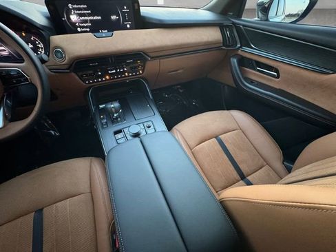 Used 2025 MAZDA CX-70 3.3 Turbo S w/ Premium Plus image 3