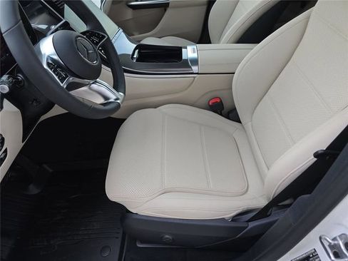 New 2026 Mercedes-Benz GLC 300 4MATIC image 23
