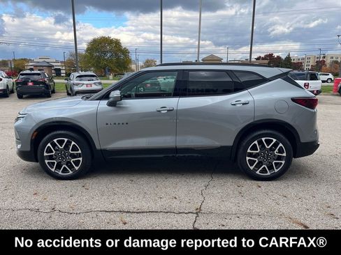 Used 2025 Chevrolet Blazer RS image 2
