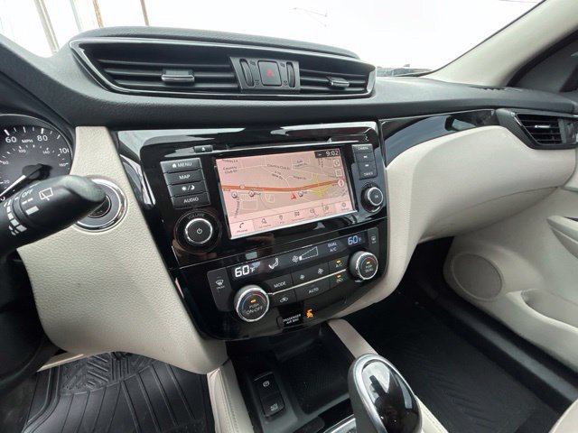Used 2019 Nissan Rogue Sport SL FWD image 21