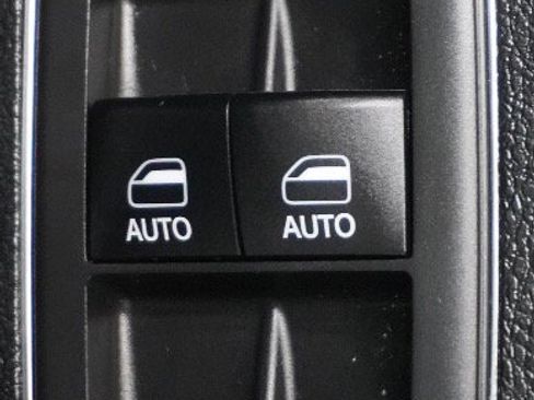 Used 2017 Chrysler 300 S w/ Safetytec Plus Group RWD image 24