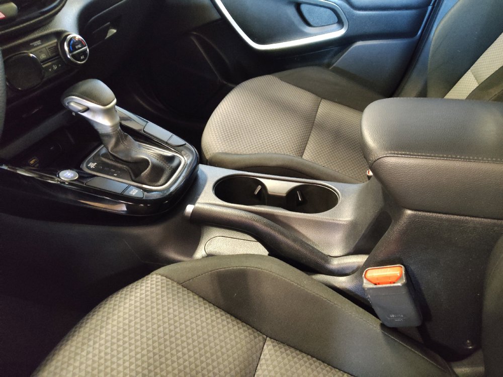 Used 2024 Kia Soul S FWD image 26