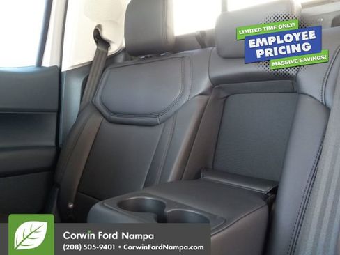 New 2026 Ford Maverick Lariat w/ Black Appearance Package AWD/4WD image 26