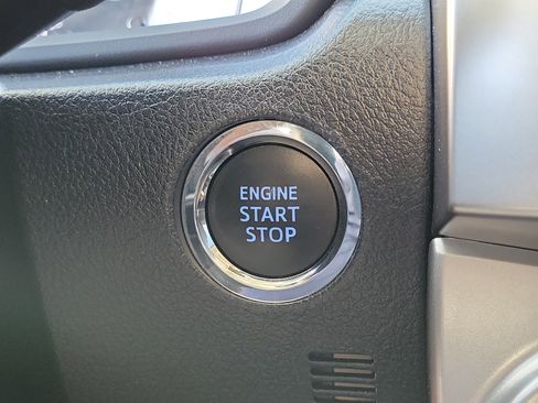 Used 2021 Toyota 4Runner SR5 Premium w/ Moonroof Package image 31