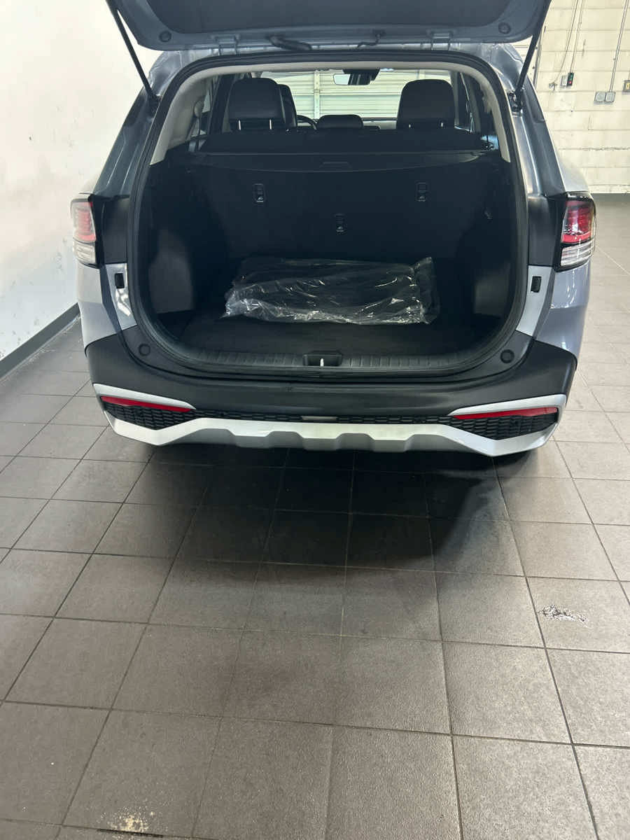 Used 2024 Kia Sportage EX AWD/4WD image 10