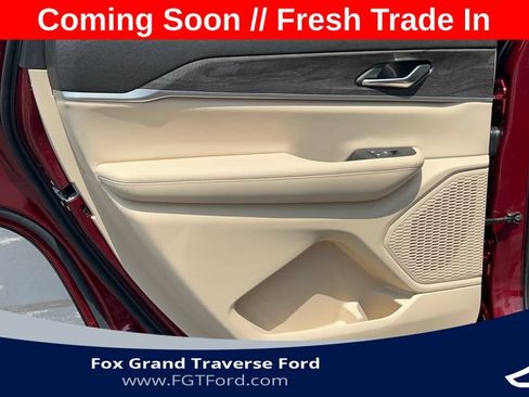 Used 2025 Jeep Grand Cherokee L Limited w/ Luxury Tech Group II AWD/4WD image 29