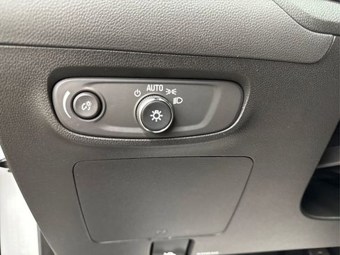 Used 2024 Buick Encore GX Preferred w/ Comfort Package image 25