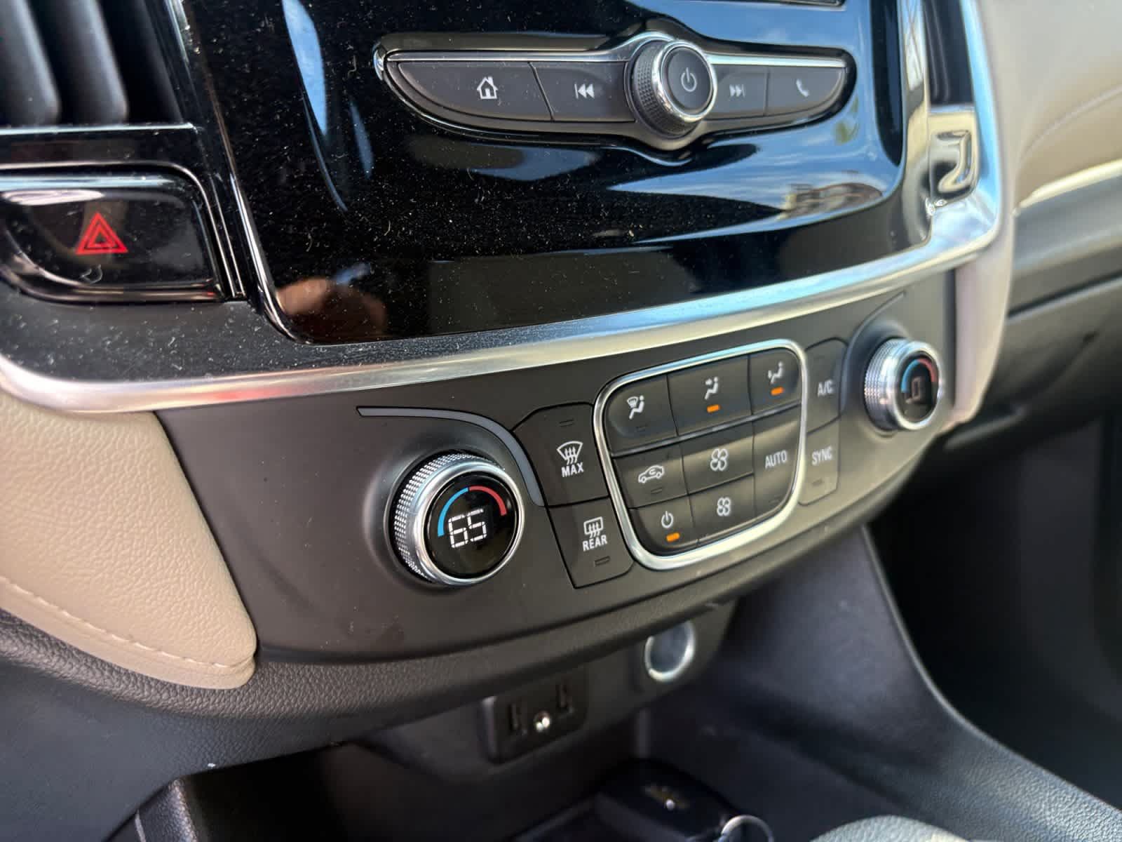 Used 2023 Chevrolet Traverse LS AWD/4WD image 26