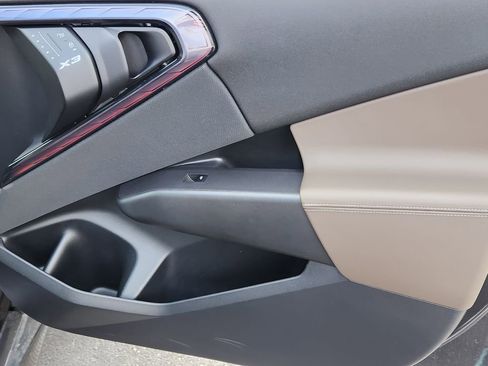 Certified 2025 BMW X3 xDrive30i w/ Convenience Package image 15