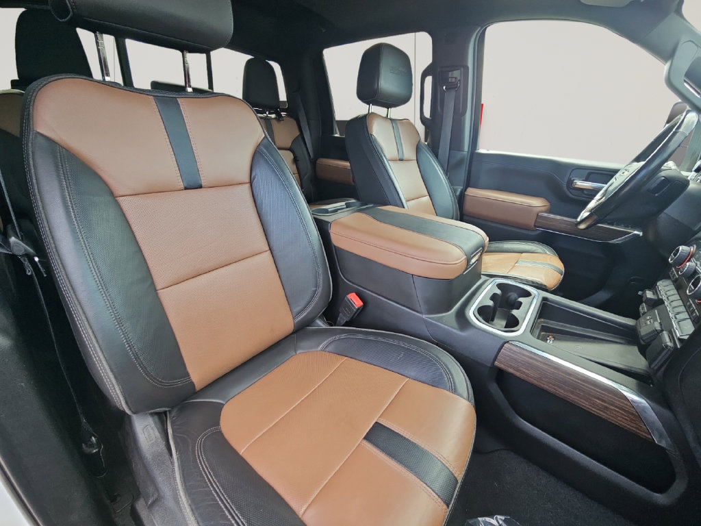 Used 2023 Chevrolet Silverado 2500 High Country w/ Technology Package AWD/4WD image 16