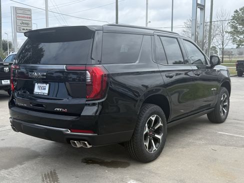 New 2026 GMC Yukon AT4 w/ AT4 Premium Package image 5