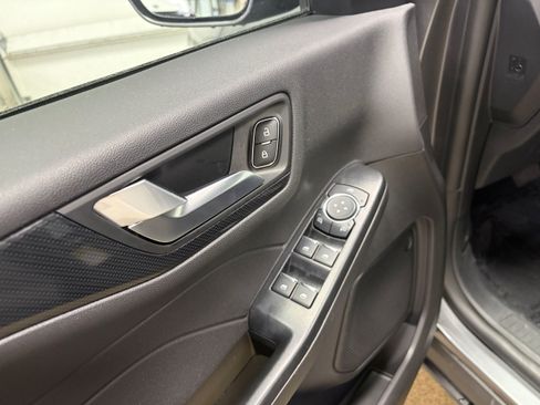 Certified 2025 Ford Escape ST-Line Select AWD/4WD image 14