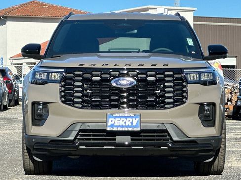 New 2026 Ford Explorer ST-Line w/ ST-Line Street Pack image 8