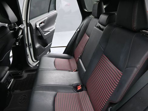 Used 2021 Toyota RAV4 XSE image 15