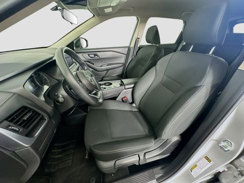 Used 2024 Nissan Rogue S FWD image 13