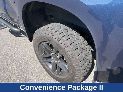 Used 2021 Chevrolet Silverado 1500 LT Trail Boss w/ Convenience Package II image 16