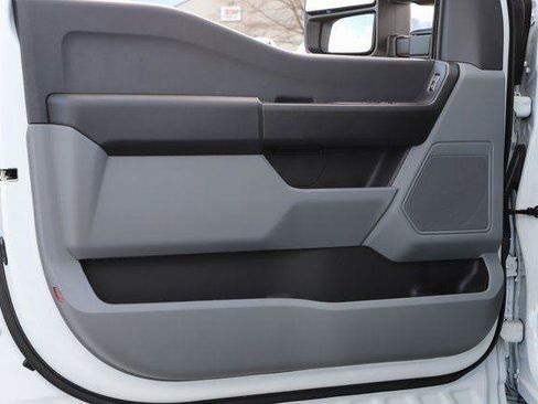 Used 2024 Ford F550 4x4 Regular Cab Super Duty image 21