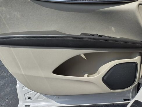 Used 2019 Lincoln Nautilus Reserve FWD image 37
