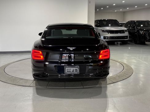 Used 2024 Bentley Flying Spur V8 AWD/4WD image 25