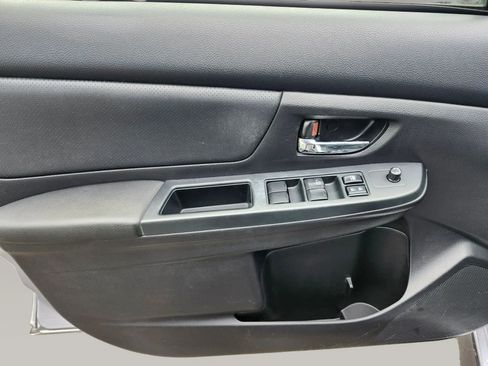 Used 2014 Subaru Crosstrek 2.0i Limited w/ Popular Package #2 image 12