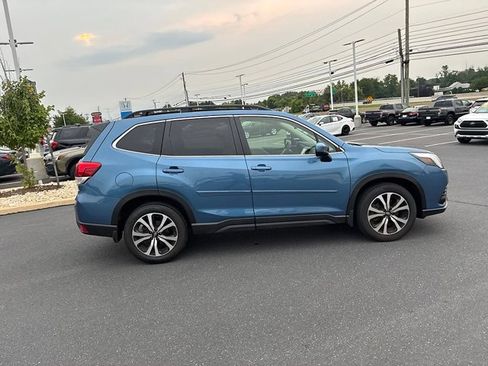 Used 2024 Subaru Forester Limited AWD/4WD image 6